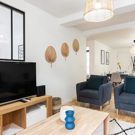 Apartment Design - 6 Guests - Buttes Chaumont Paris