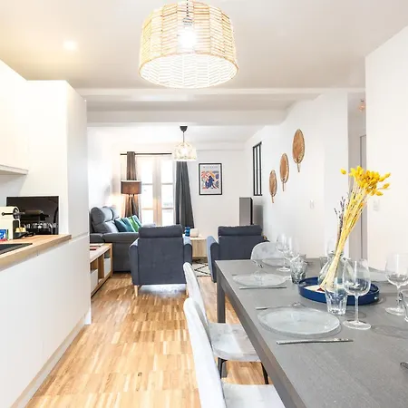 Apartment Design - 6 Guests - Buttes Chaumont Paris