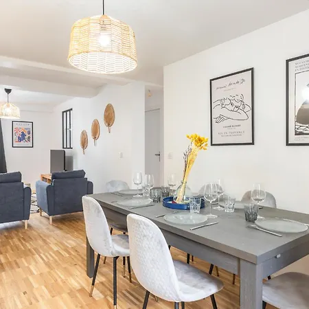 Apartment Design - 6 Guests - Buttes Chaumont Paris