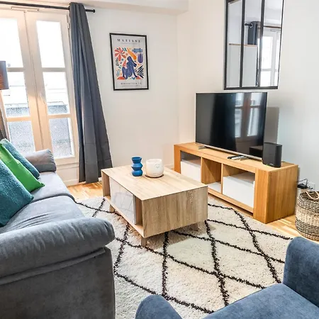Apartment Design - 6 Guests - Buttes Chaumont Paris