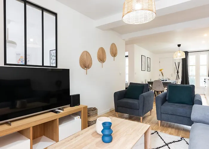 Apartment Design - 6 Guests - Buttes Chaumont Paris