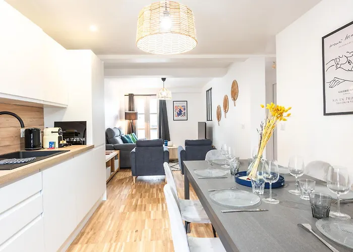 Apartment Design - 6 Guests - Buttes Chaumont Paris