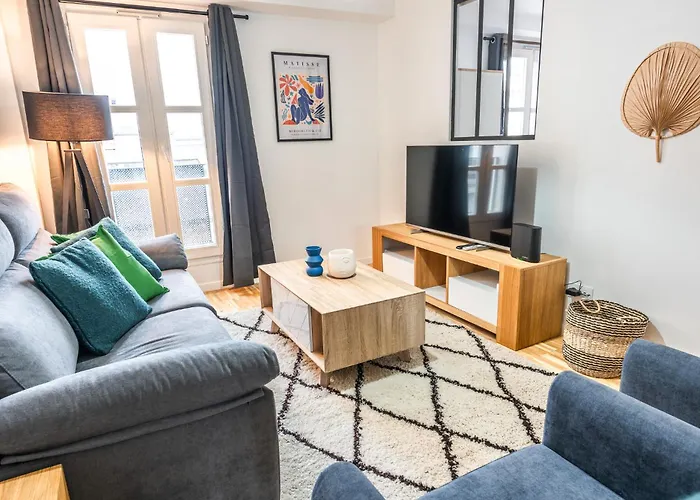 Apartment Design - 6 Guests - Buttes Chaumont Paris